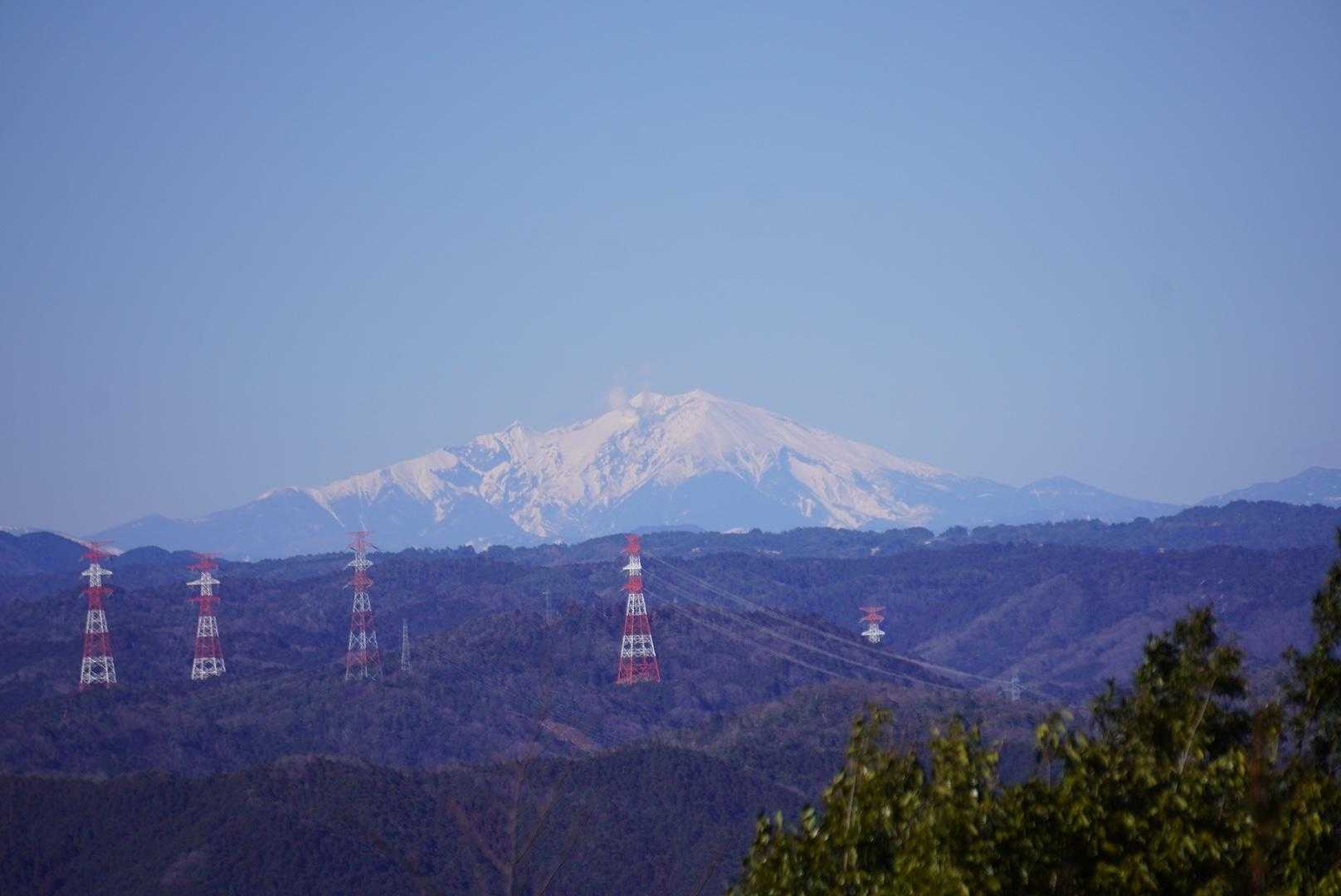 御嶽山がドーン