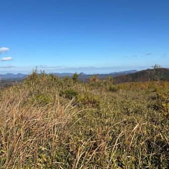 海を隔て山口県方面がうっすら見える