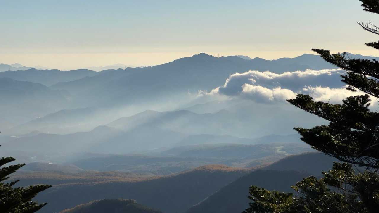北八ヶ岳縦走（にゅう・東天狗岳・西天狗岳・中山） の写真 31