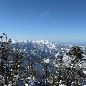 どこ山か分からないけど迫力あります。