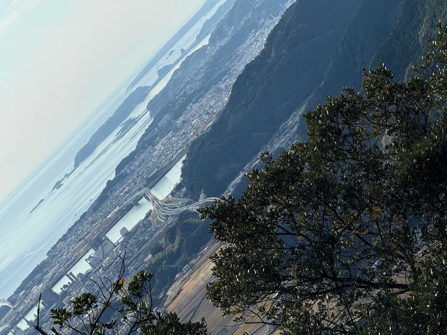 井田舞子バス停-平見登山口-大烏帽子山-牛ノ背-横手延命地 周回コースの写真