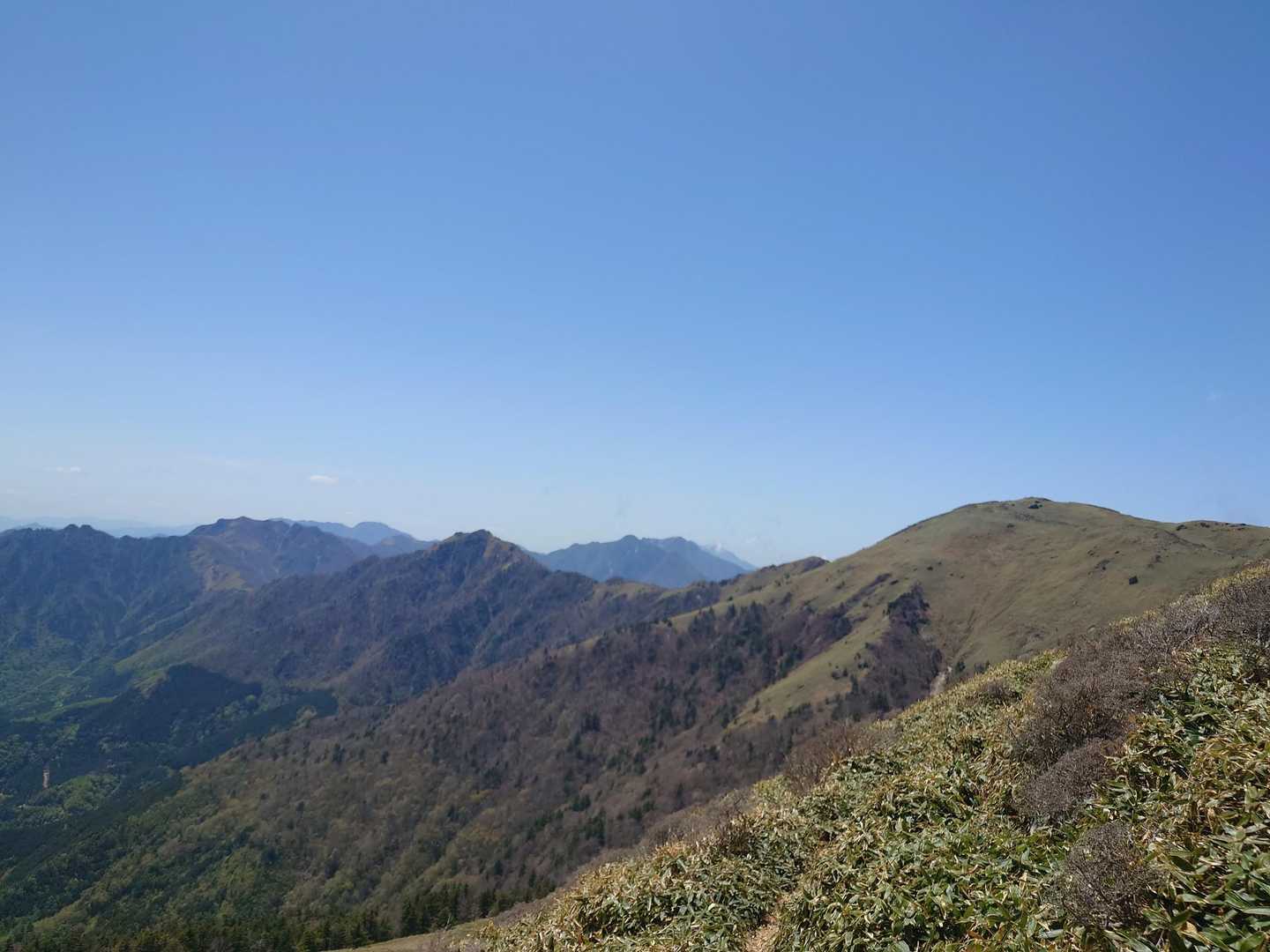 伊予富士、寒風山、笹ヶ峰
良い眺めです。