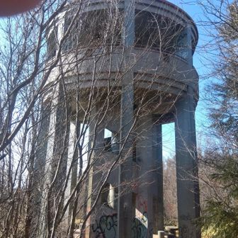 おっ、シャレた展望台