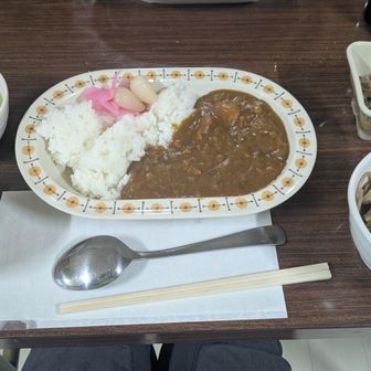 二日目の夕ご飯はカレーライス