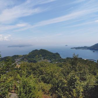 残念ながら霞んでるので讃岐富士は、見えませんね😆
