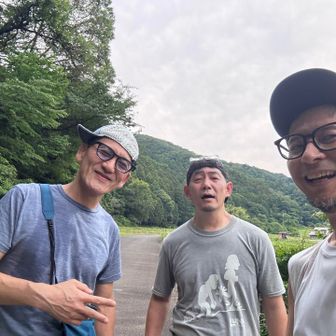 ノリにゃーん！待ってるよー🤗

どんくんさん！アラさんのこの表情はですね…
変顔じゃなくてノーマル顔なんですって！🤭