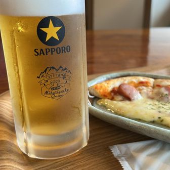 みくりが池温泉にて🍻🍕よっしゃーガスが抜けた💪