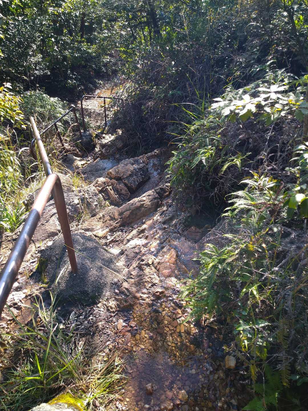 登山道一部小川化
なんちゃって漢文