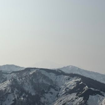 微かにみえる
越後駒ヶ岳
こちらも今年こそは行きたいなー

そして
【ハナコならぬハナエ】って
さちえちゃん😆
『越後駒ヶ岳ならハナエやろ』
って🤣
