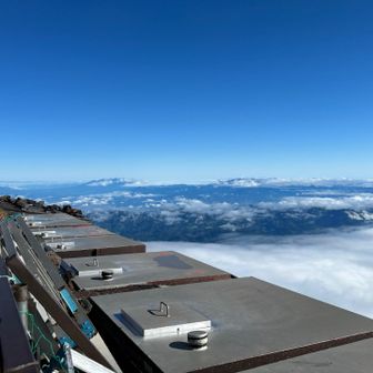 鈍間のハイカー登山登山