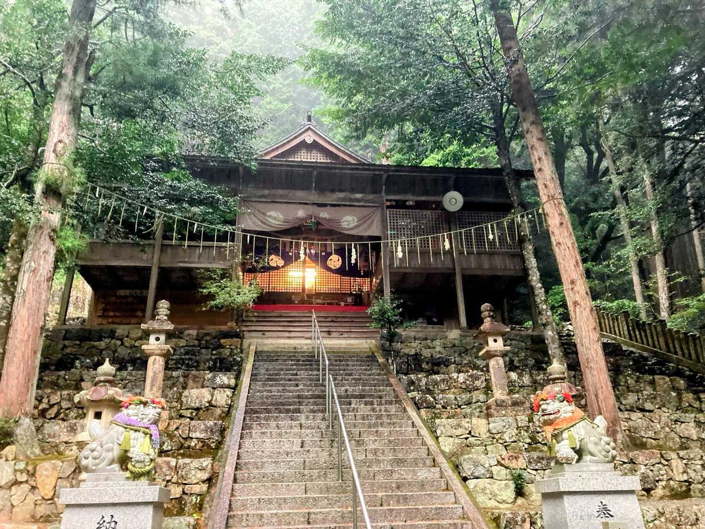 野口神社⛩️
すごく雰囲気のあるお社でした✨