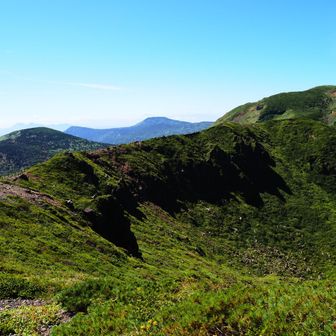 井戸岳登山道を振り返る
