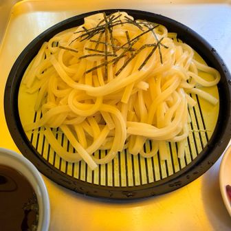 冷たいざるうどん！！
最強！！
