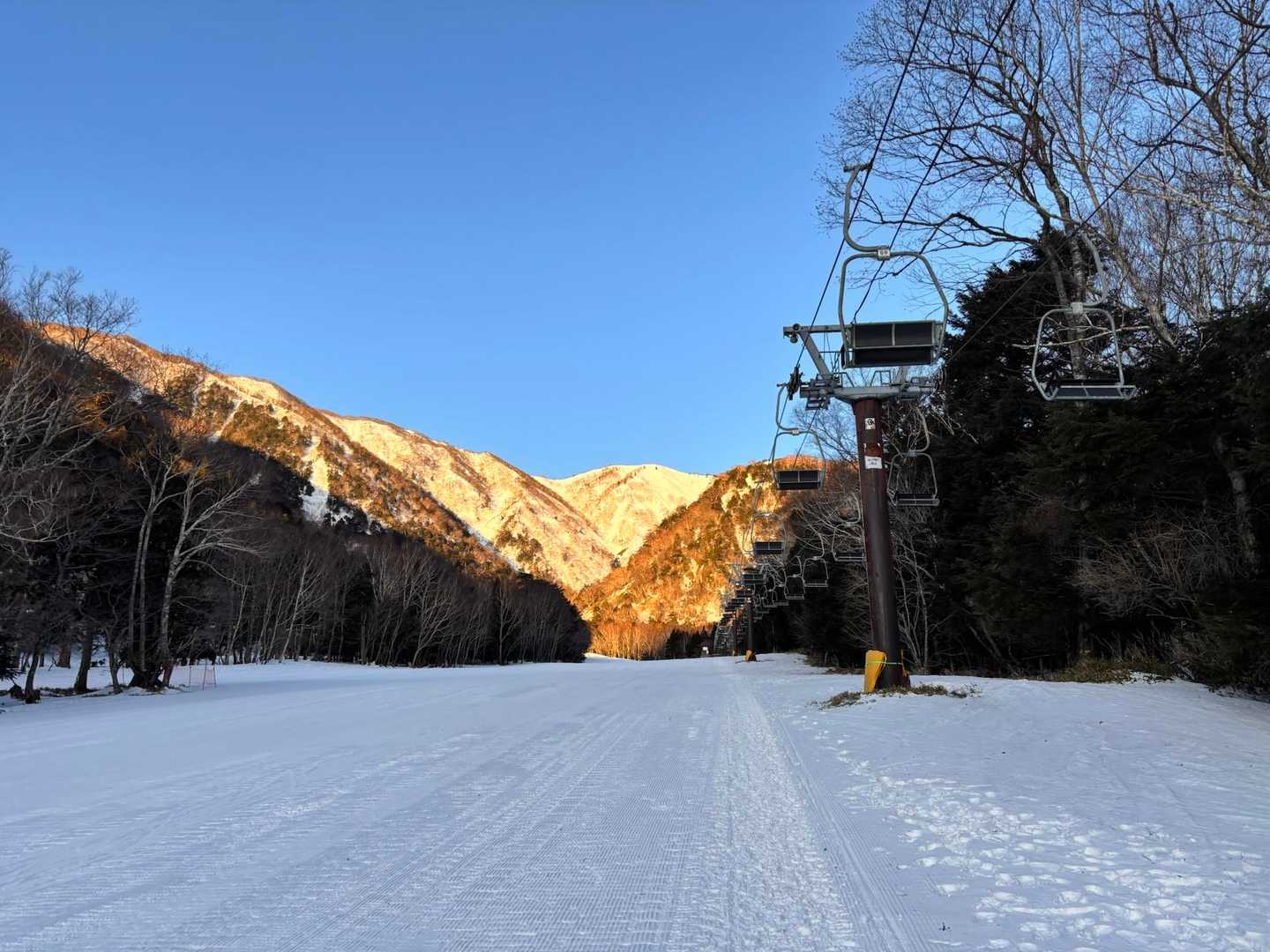 湯元温泉バス停-前白根山-日光白根山 往復コースの写真