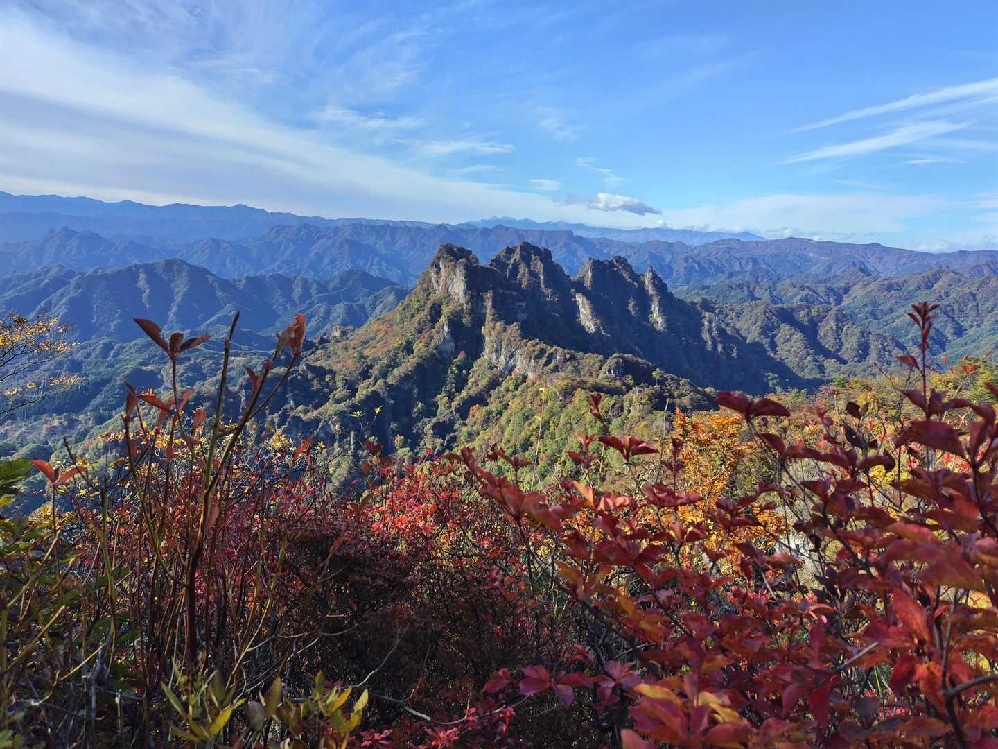 山頂から
八ヶ岳方面