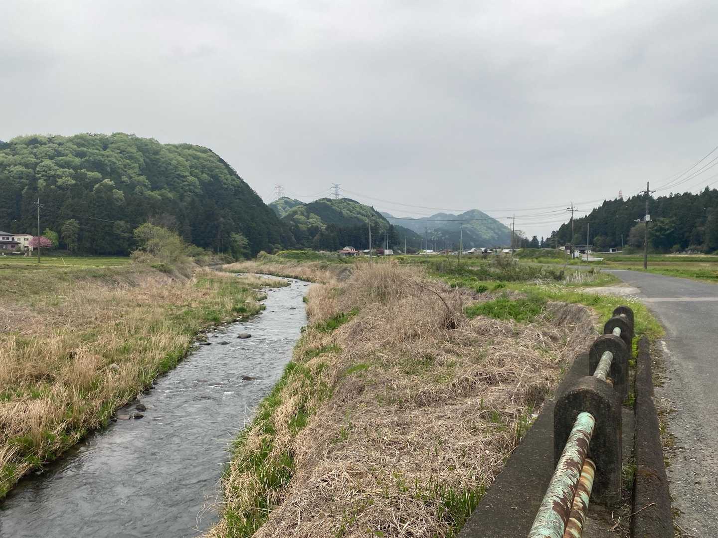 最後は田舎道をテクテク