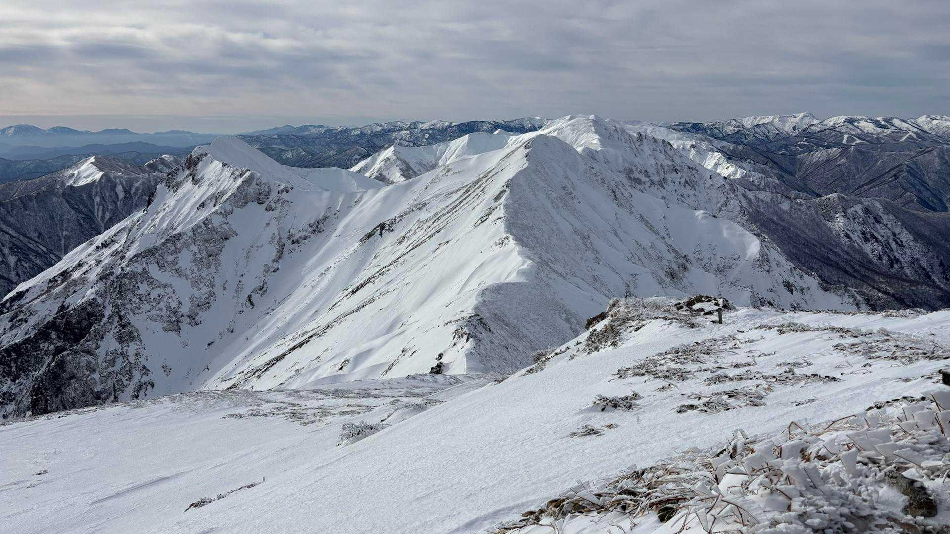 熊穴沢ノ頭-天狗の留まり場-谷川岳-登山入口 縦走コースの写真
