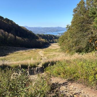 裏磐梯スキー場まで下山
おつかれさんでした！