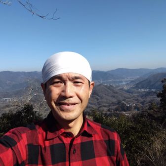 鶴島金剛山山頂にて