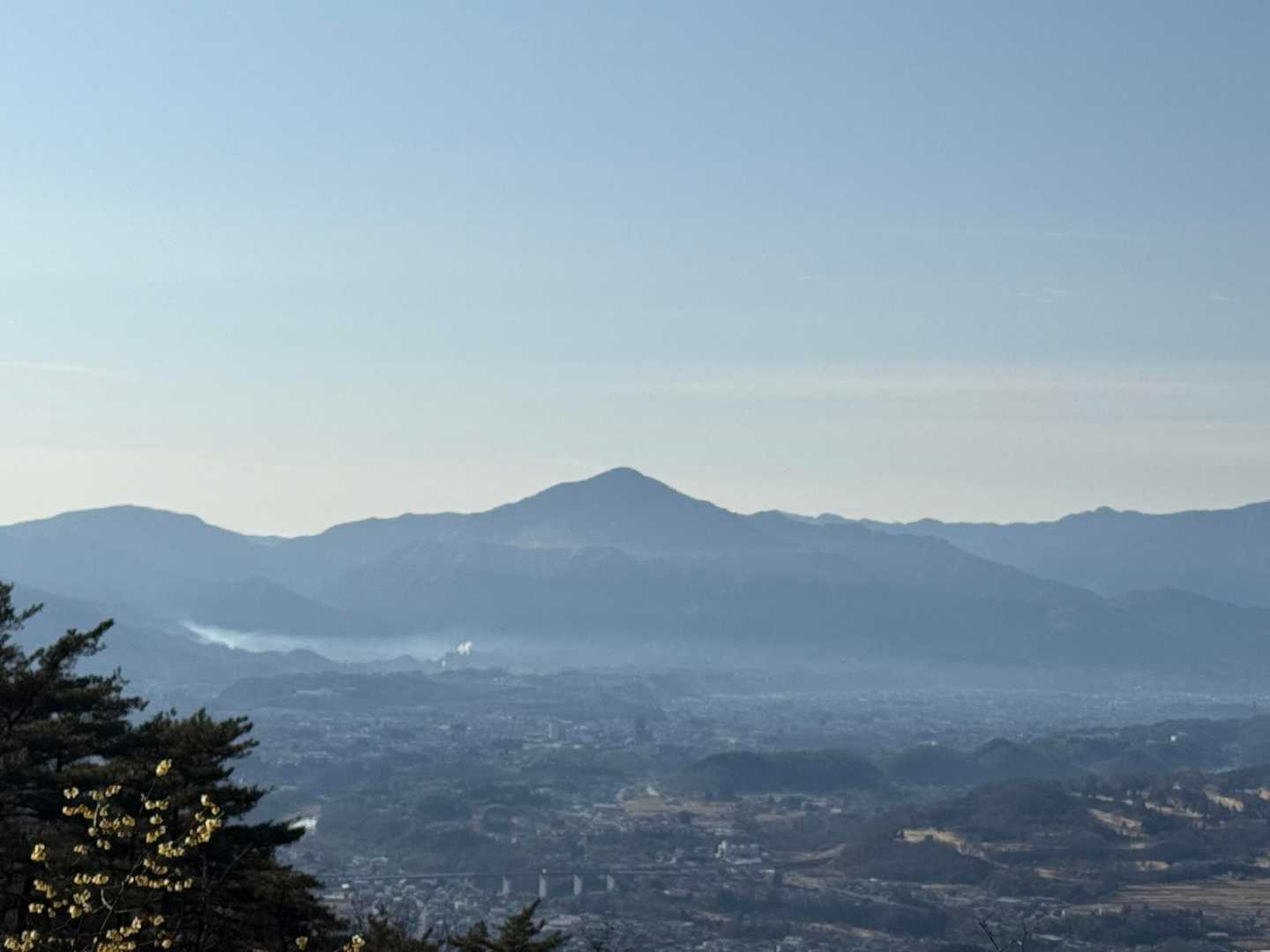武甲山美しい
