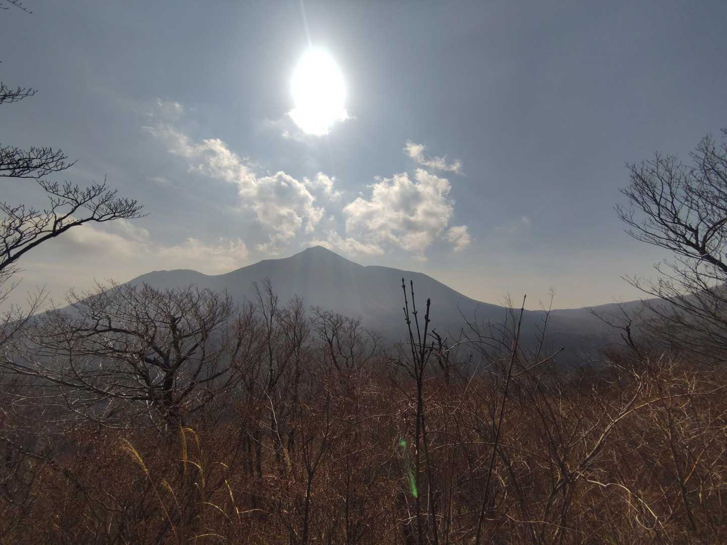 峰様から　雲が湧く☁☁☁(⁠*⁠˘⁠︶⁠˘⁠*⁠)⁠.⁠｡⁠*⁠♡