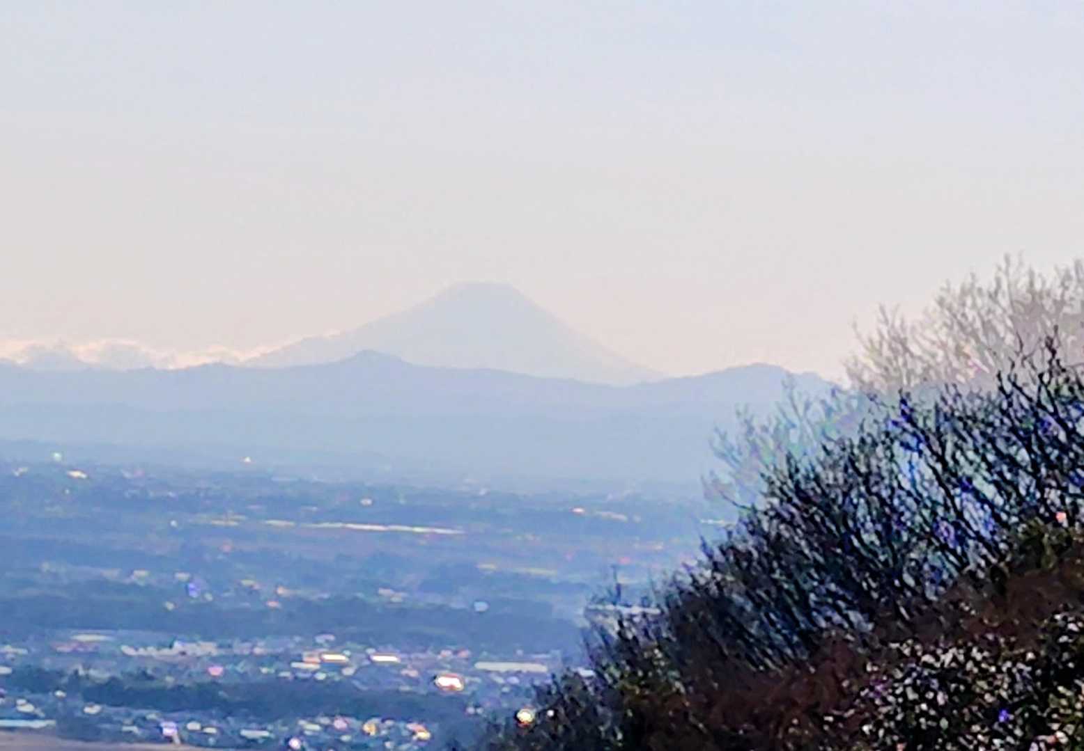午後からでも富士山が見えました

謙信平