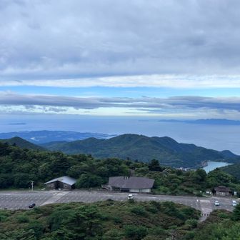 雲に切れ間が。青空がきれい