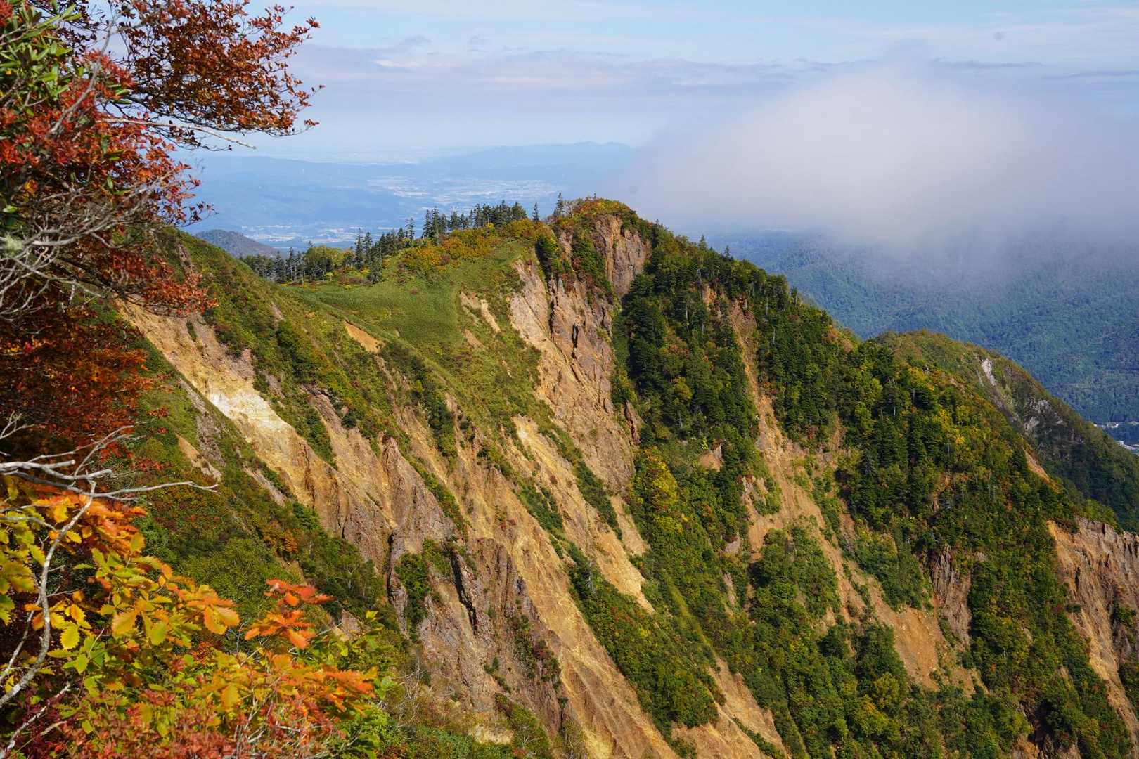 【縦走】鳥甲山（ムジナ平・屋敷）の写真