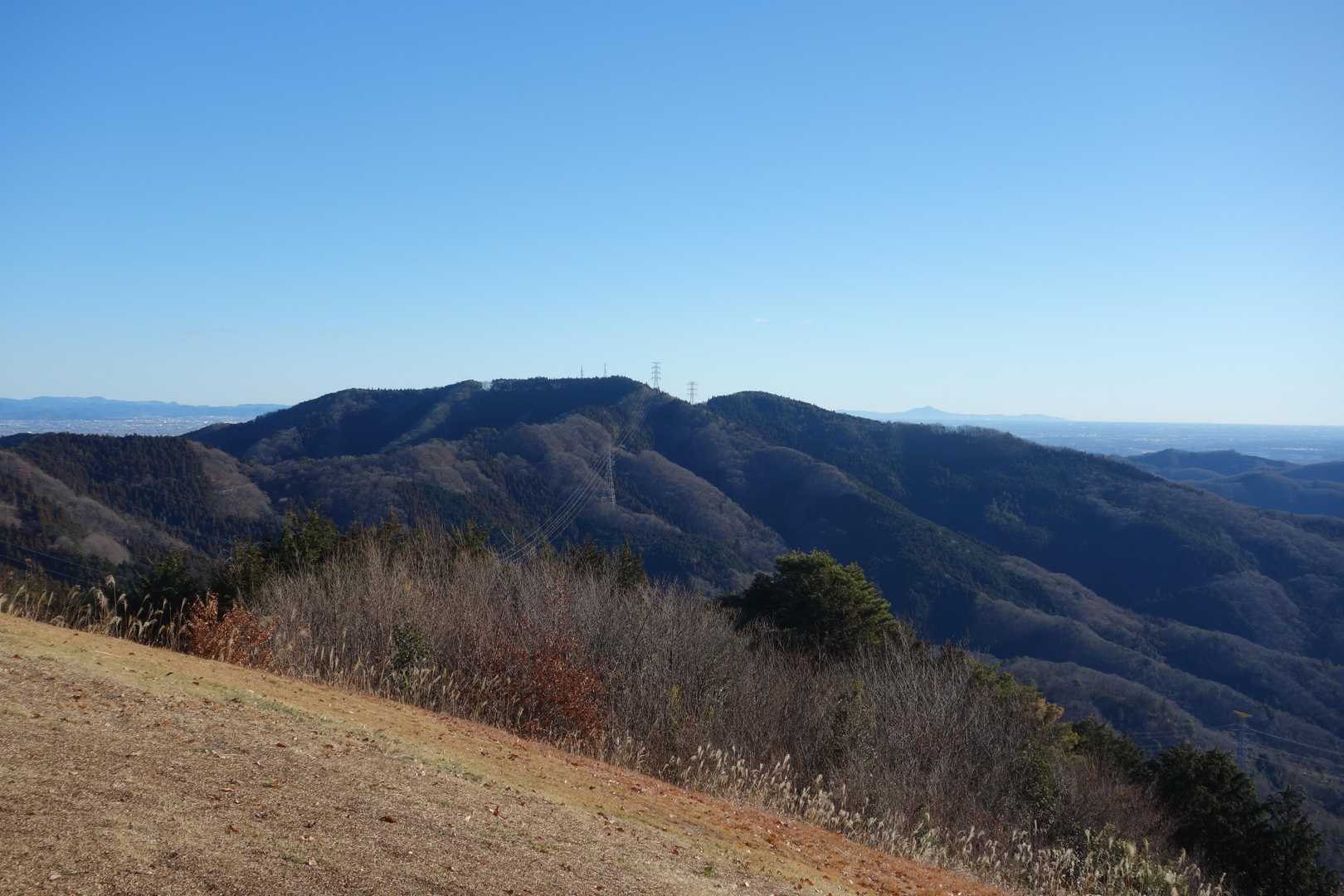 パラグライダー離陸場から
釜伏三角点周辺
訂正　陣見山でした