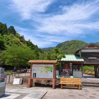 GWなので大門坂の駐車場も満車ギリギリ