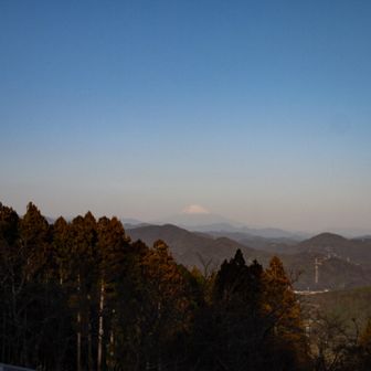 富士山🗻が見えるけど
黄砂かな？
見えにくい