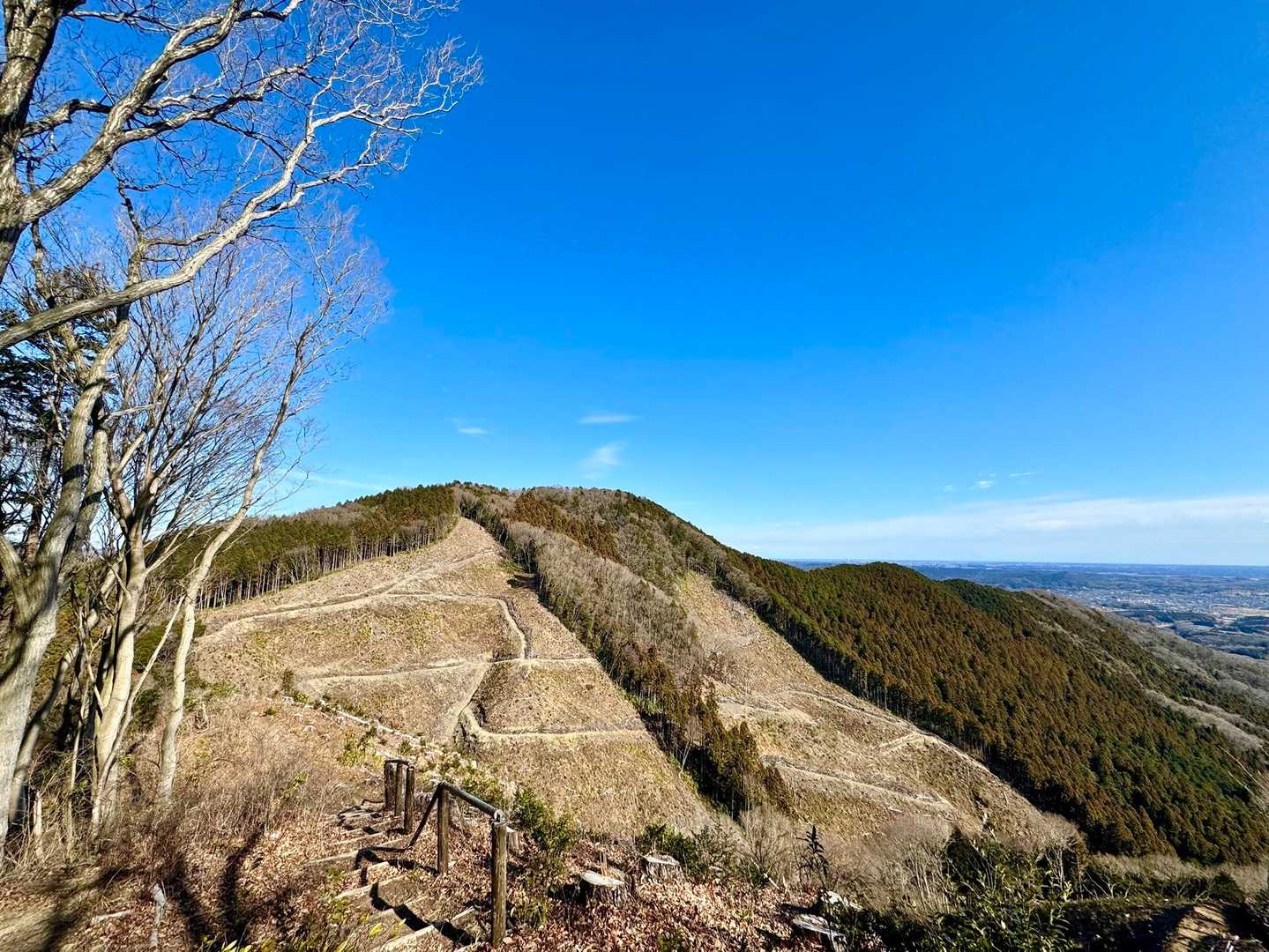 仏頂山が目の前に。

今日のコースのなかでここが一番気に入りました