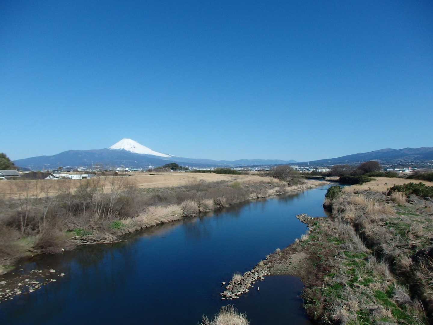 橋上から富士山眺望