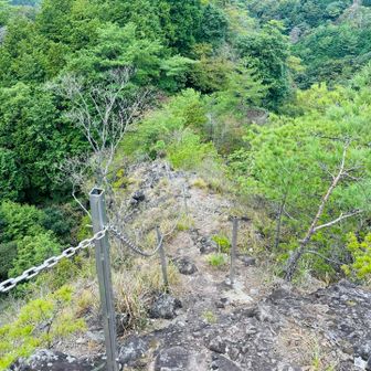 鎖場⛓️を降りて行く