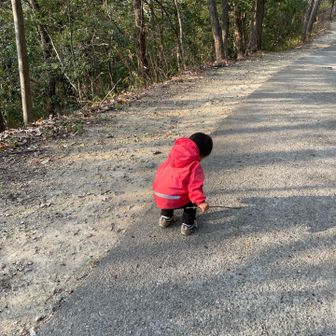 途中で、アンパンマンを描き始める🎨