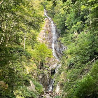 贅沢なひととき。滝。
