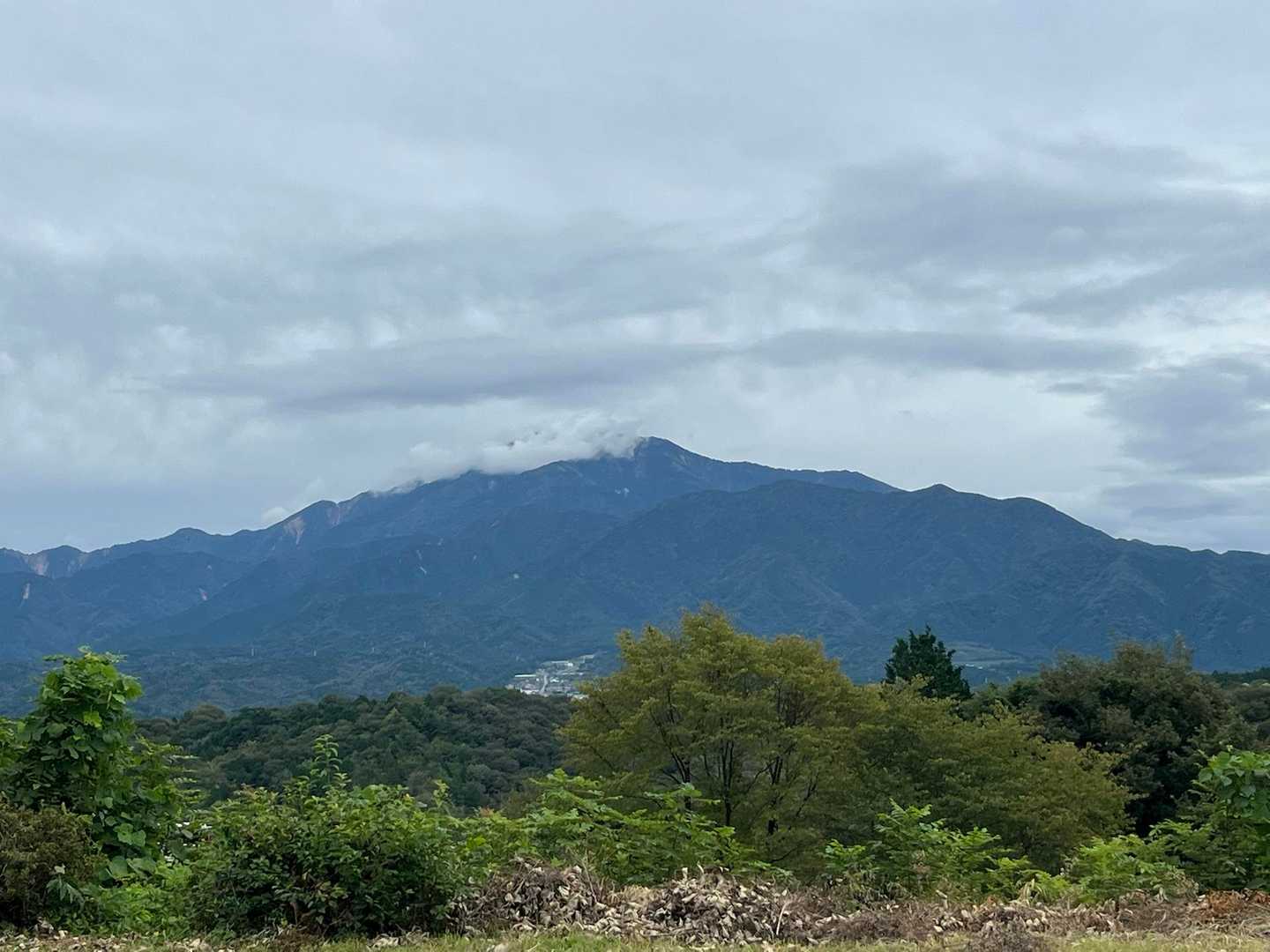 締めの山並み
ありがと🥳
