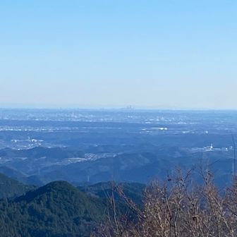 横浜ランドマークタワーも。