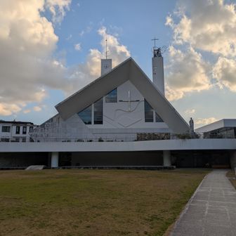 クリスマス🎄なので一応寄りました。丁度いい。ここでさっき習得した技をぶっ放す

カイザー……(タメ)……ウェイブ‼️💥💥💥
♫BGM “モーツァルト『レクイエム』ニ短調K.626”