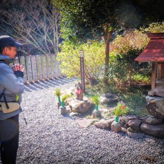 經塚はありました🙏🏻。
第十四①經塚です。

なお、第十四②經塚は先日の「南葛城山山行」でお詣りしています。

◆南葛城山山行
https://yamap.com/activities/46602860