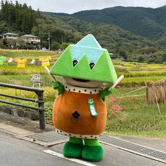 ブコーさん、いつもお疲れ様です。