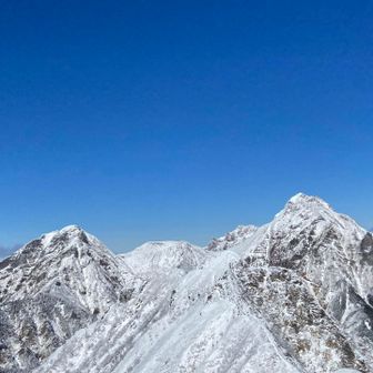 これで主稜線上の山はほとんど登りました😌
コンプリート😊✌️