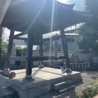 鐘楼ゴーン