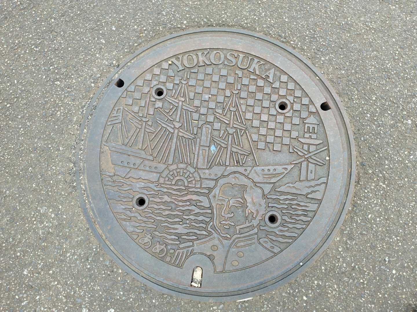 黒船ペリーのマンホール