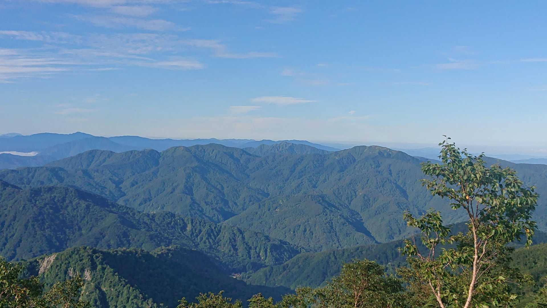 登ったことのある山が沢山見えます