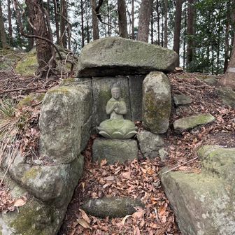 可愛らしい大日如来像