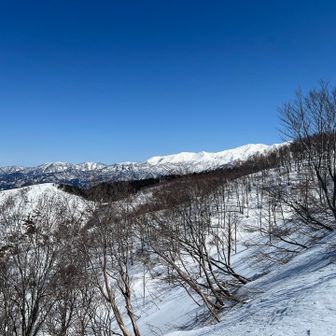白山の端っこ見えて来た。
