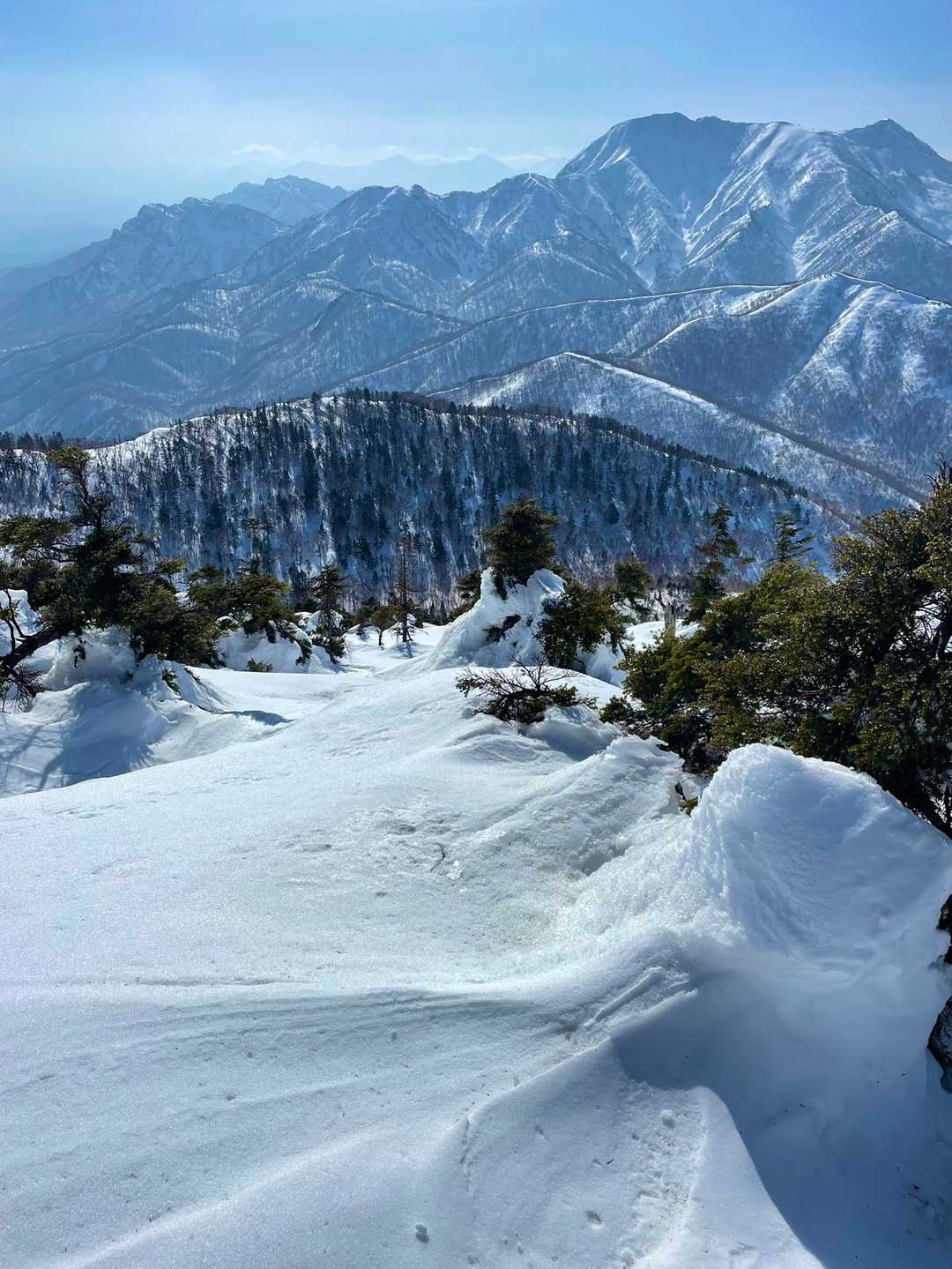 高妻山を見ながら下山！