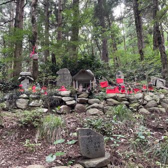 仏路峠のお地蔵様にご挨拶🙏