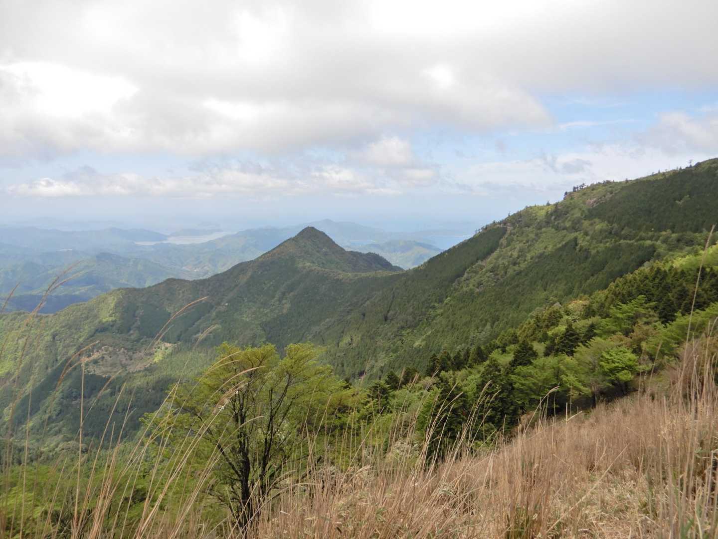 鬼が城山から下りたら開ける視界。